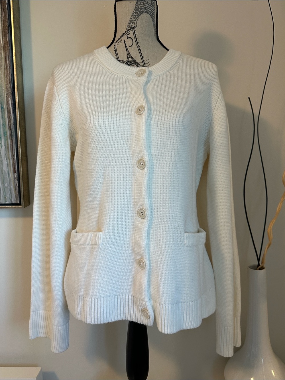 Babaton
Meraki Merino Wool Cardigan
Light Birch - LARGE